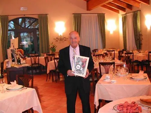 Magnagallo מלון 3*